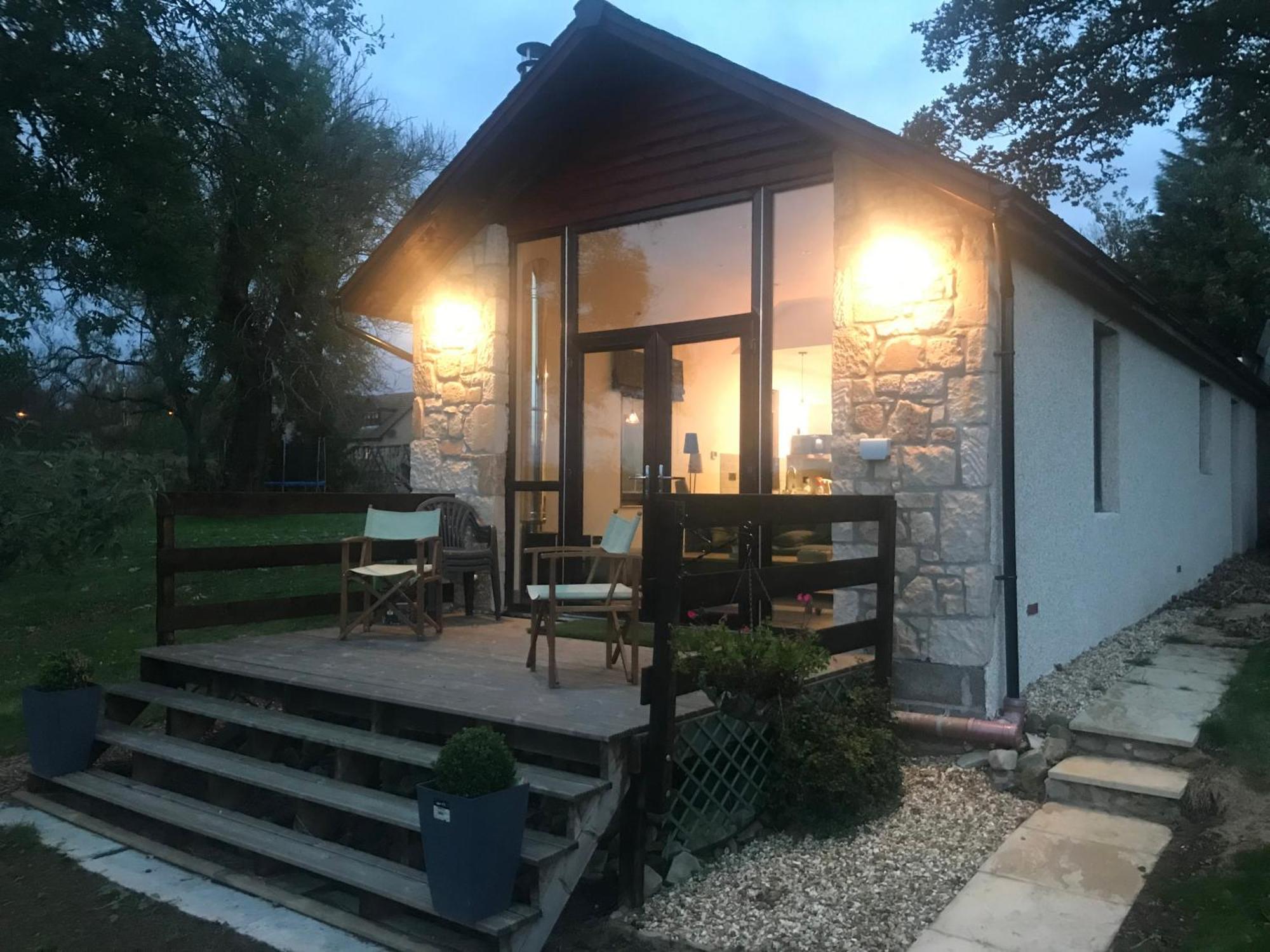 The Stables Near Glasgow Balmore ภายนอก รูปภาพ
